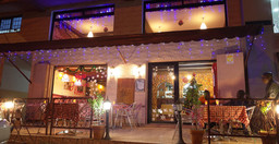 restaurant-pizzeria-mamma-mia.jpg 1