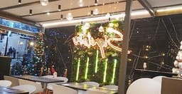 restaurant-signature.jpg 1