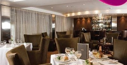 sikia_fine_dining_crowne_plaza-F0QLF.jpg 2