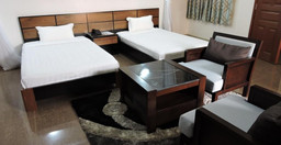 sky_hotel-NfgbG.jpg 1