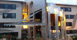 tribe_hotel-UGptr.jpg 1
