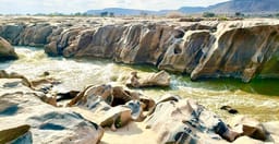 tsavo-east-and-west-safari-Sj53O.jpg 1