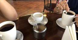 vogue-cafe-2.jpg 2