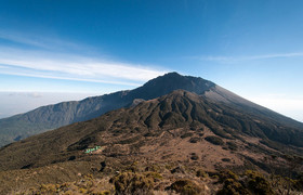 Mount meru trek tanzania