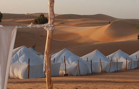 Une nuit dans le désert de loumpoul