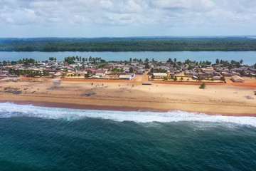 Visiter Grand Lahou