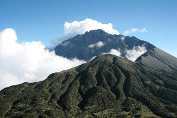 Mount meru climbing 4 days Arusha