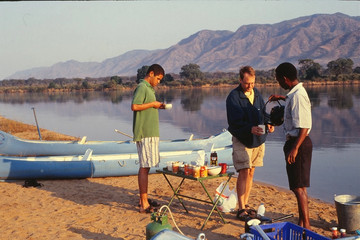 2 nights/ 3days - zambezi short canoe trail Lusaka