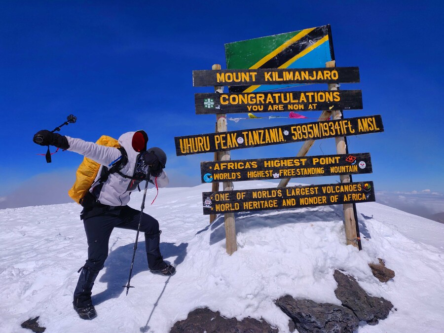 Climb kilimanjaro 8-day via lemosho route Moshi