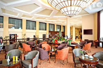 Alabaster Lounge @ Crowne Plaza Nairobi