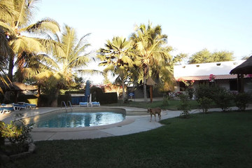 Au Petit Jura Mbour
