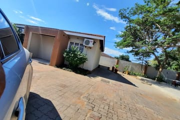 Batho-Pele Lodge Mogoditshane