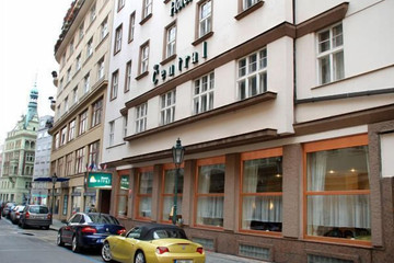 Central Hotel Ile Saint Marie