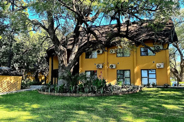 Cresta Riley's Hotel Maun