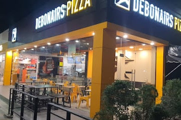 Debonairs Pizza Abidjan Abidjan