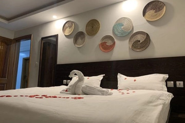 Eksil Hotel Thiés