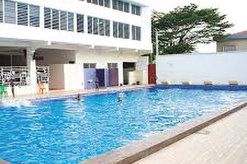 Équinox Fitness – Spa Abidjan