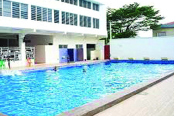 Équinox Fitness – Spa Abidjan