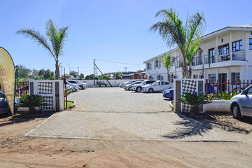 Hotel 23 Serowe Serowe
