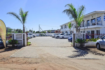 Hotel 23 Serowe Serowe