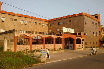 Hôtel Arc-en-ciel Bouaké
