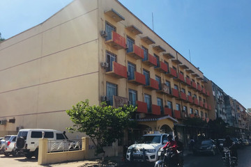 Hotel Ritz Roma Huambo
