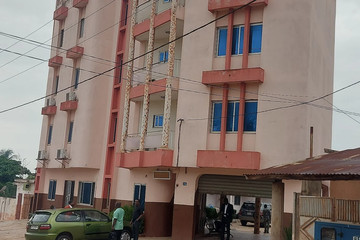 Hôtel Sous l'Iroko Lokossa