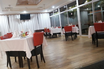 Hotels Zind Naaba Café Des Arts Ouagadougou