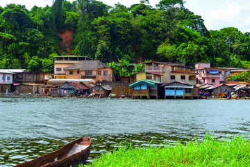 La cité lacustre de Tiagba Grand Lahou