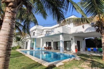 La Maison Blanche à Ngaparou Ngaparou