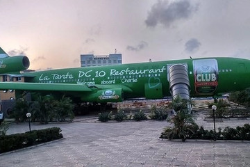 LA TANTE DC 10 Accra