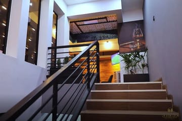 LA VIDA LOCA (HOTEL-RESTO-LOUNGE) Ouagadougou