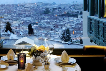 L'amandier au palais faraj Fes