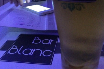 Le Bar Blanc Abidjan