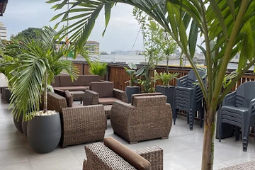 The jungle, bar restaurant Abidjan