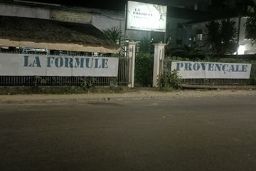 Le Proven Douala