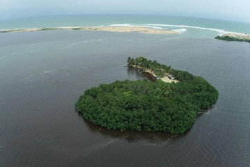 L’Île des Robinsons Grand Lahou