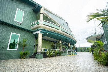 Ovation Hôtel Bonoua