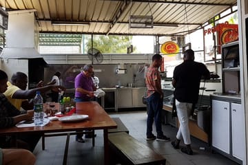 Restaurante La Vigia Luanda