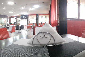 Restaurante & Pizzaria Colina Huambo