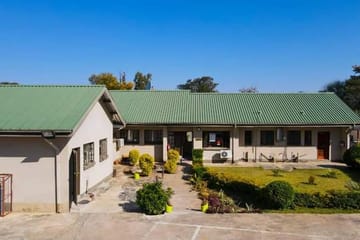 RIVER VIEW VILLA SELF CATERING Francistown