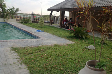 Senthaga Guest House and Safari Maun
