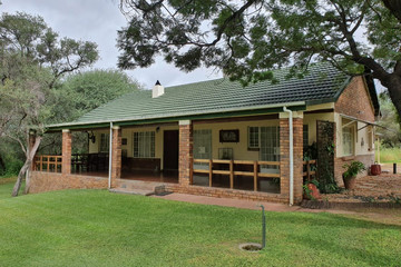 Woodlands stop over and lodge Francistown