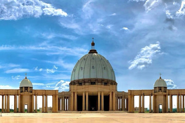 Yamoussoukro et ses environs Yamoussoukro