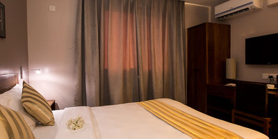 Venus premier hotel - Photo 1