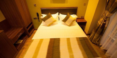 After 40 Hotels - Photo 7