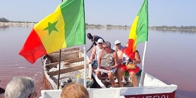 Baignade au lac rose - Photo 1