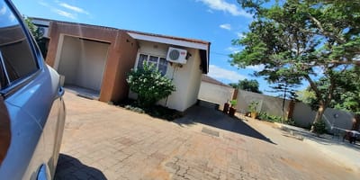 Batho-Pele Lodge - Photo 1