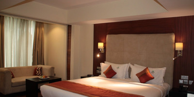 Best Western Plus Meridian Hotel - Photo 3
