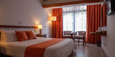 Boulevard Hotel - Photo 3
